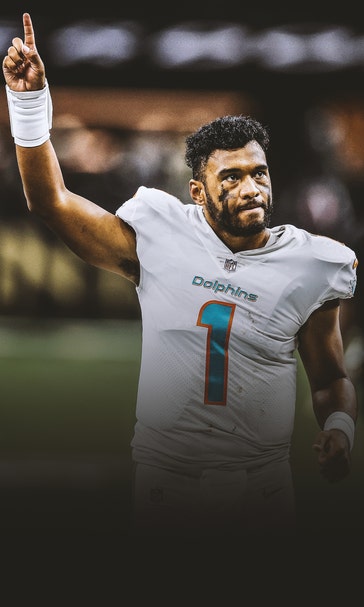 Tyreek Hill praises Tua Tagovailoa ahead of key season for Dolphins QB
